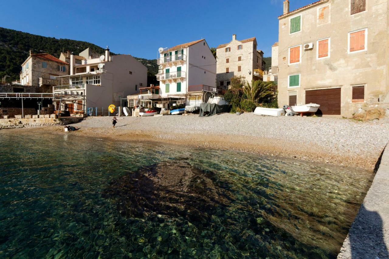 Beach House Gusla Komiza Exterior photo